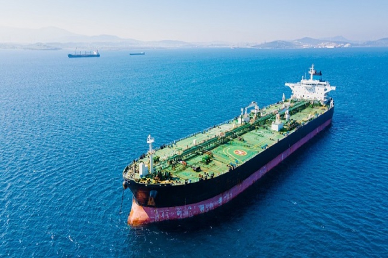 Oil Markets: Washington Authorizes Sale of Iranian Crude Stored at Sea to Curb Rising Prices