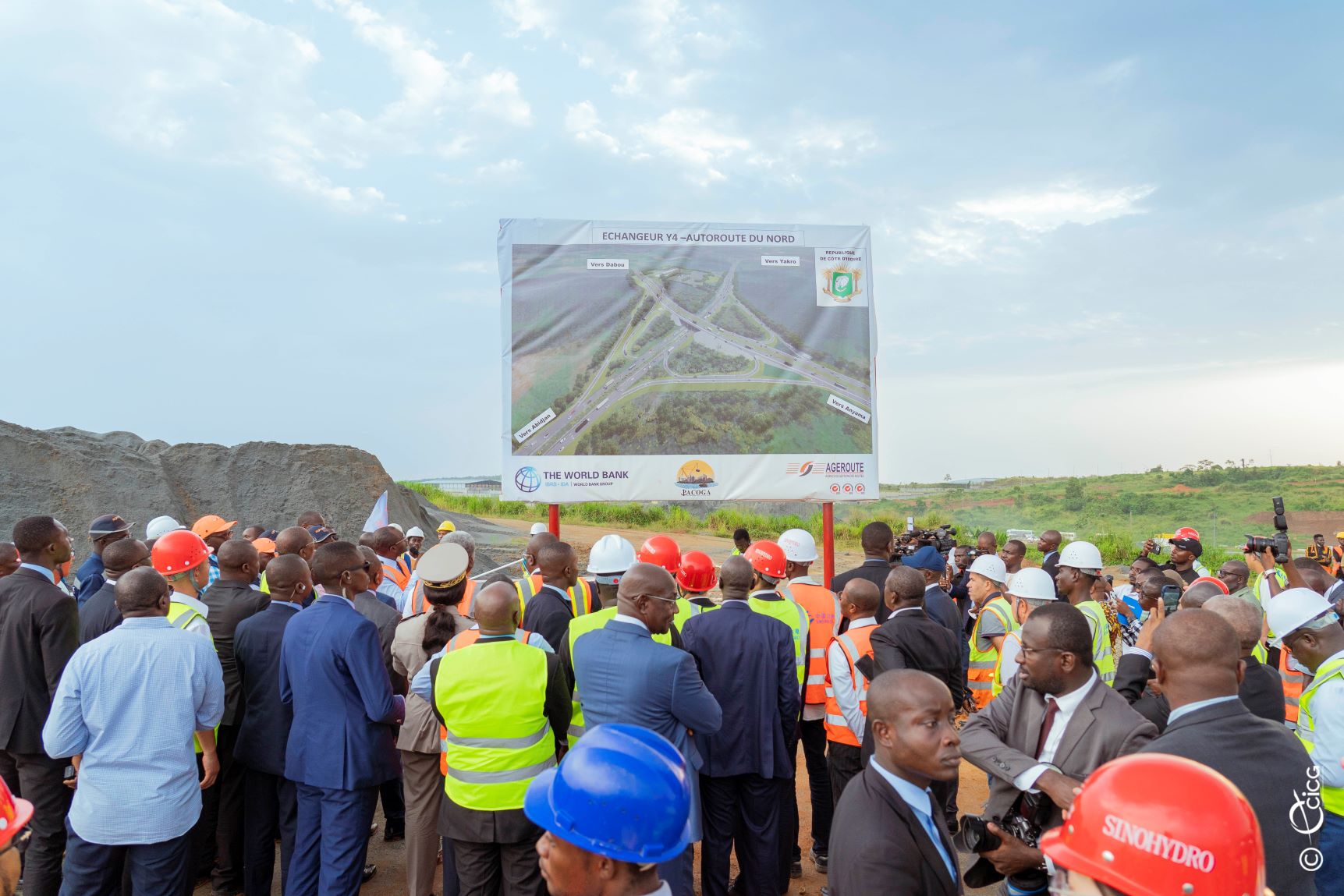 Road Infrastructure: Prime Minister Robert Beugré Mambé Inspects Progress on Abidjan Bypass Route