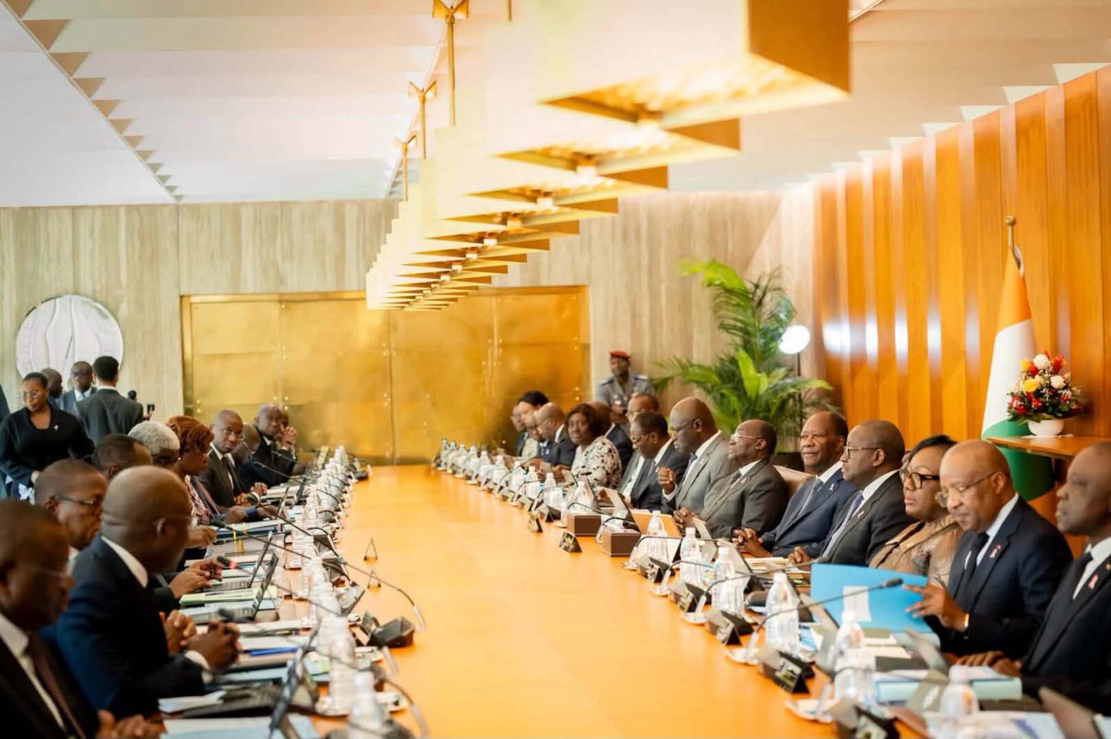 Côte d’Ivoire’s 2027 draft budget set at 18.47 trillion CFA francs, up 6.4%