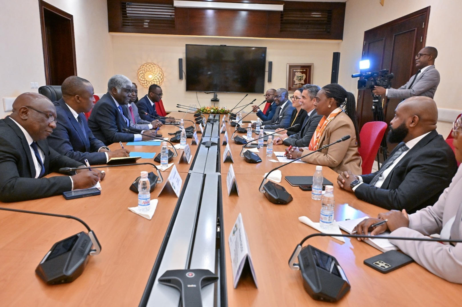 Côte d’Ivoire and Visa strengthen cooperation on digital payments and financial inclusion