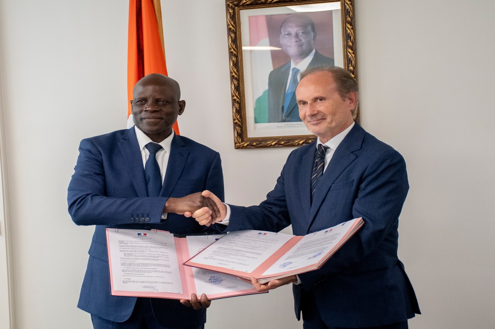 Côte d’Ivoire and France sign agreement to ease academic mobility and research cooperation
