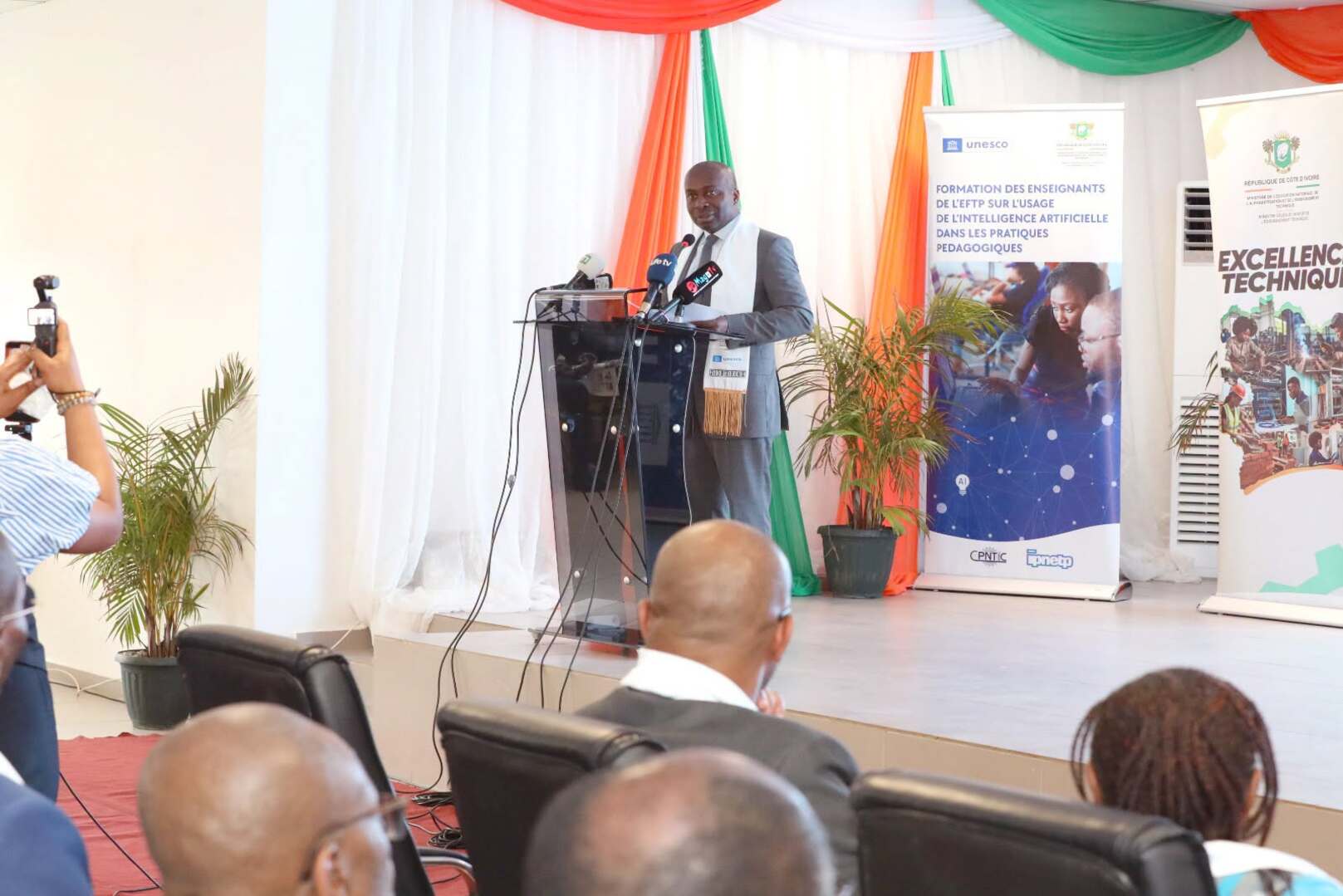 Vocational Training: Minister Delegate Jean-Louis Moulot Officially Launches AI Training for 3,000 Teachers